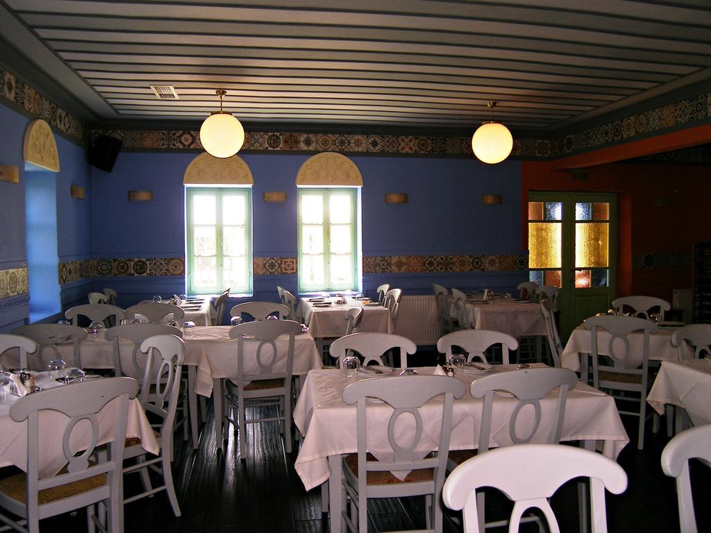 Linouria Hotel Nymfaio Exterior photo